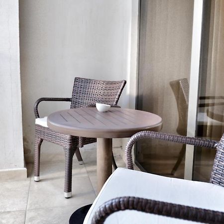 Colosseum Marina Hotel Batumi Esterno foto