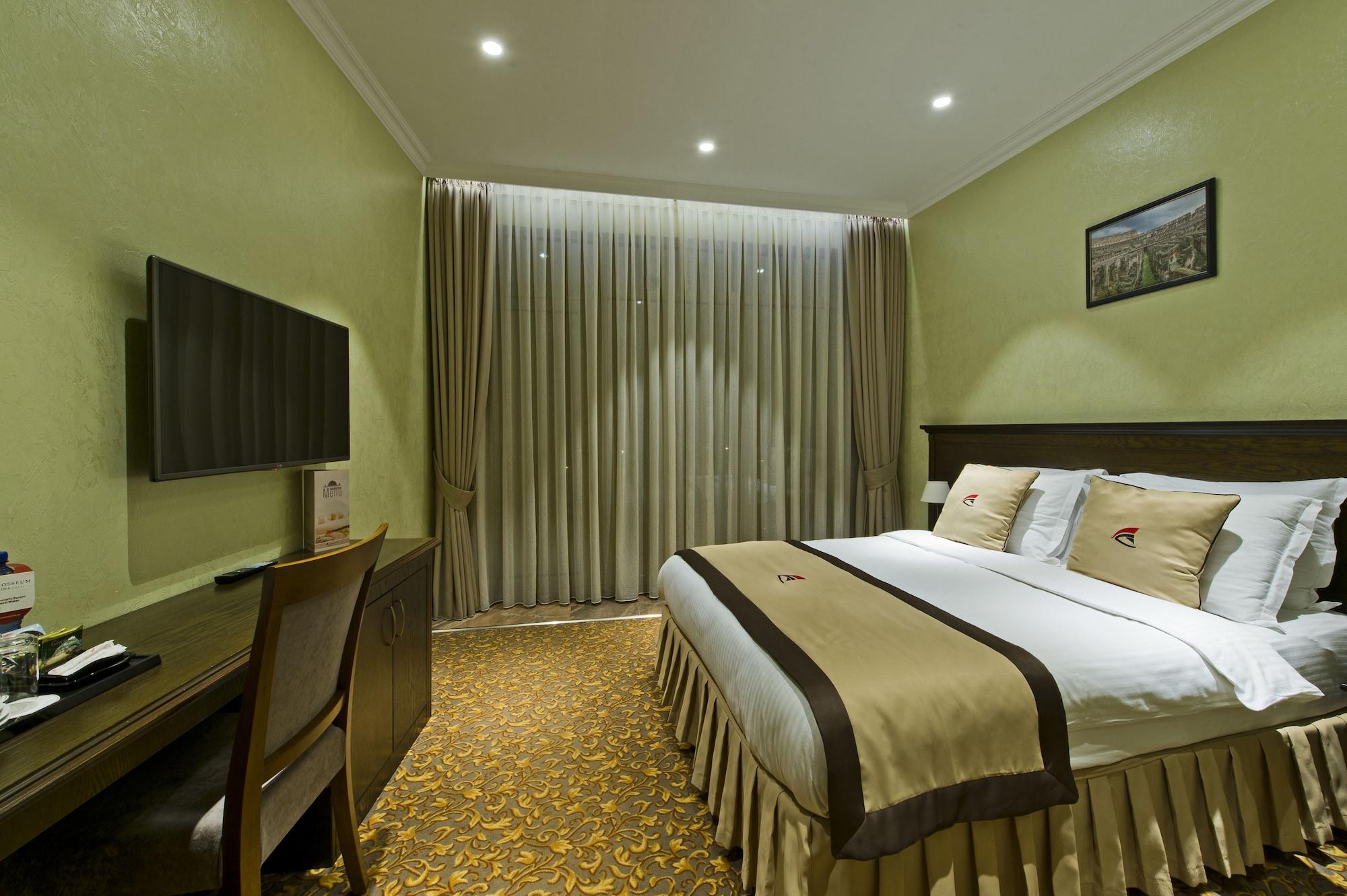 Colosseum Marina Hotel Batumi Esterno foto