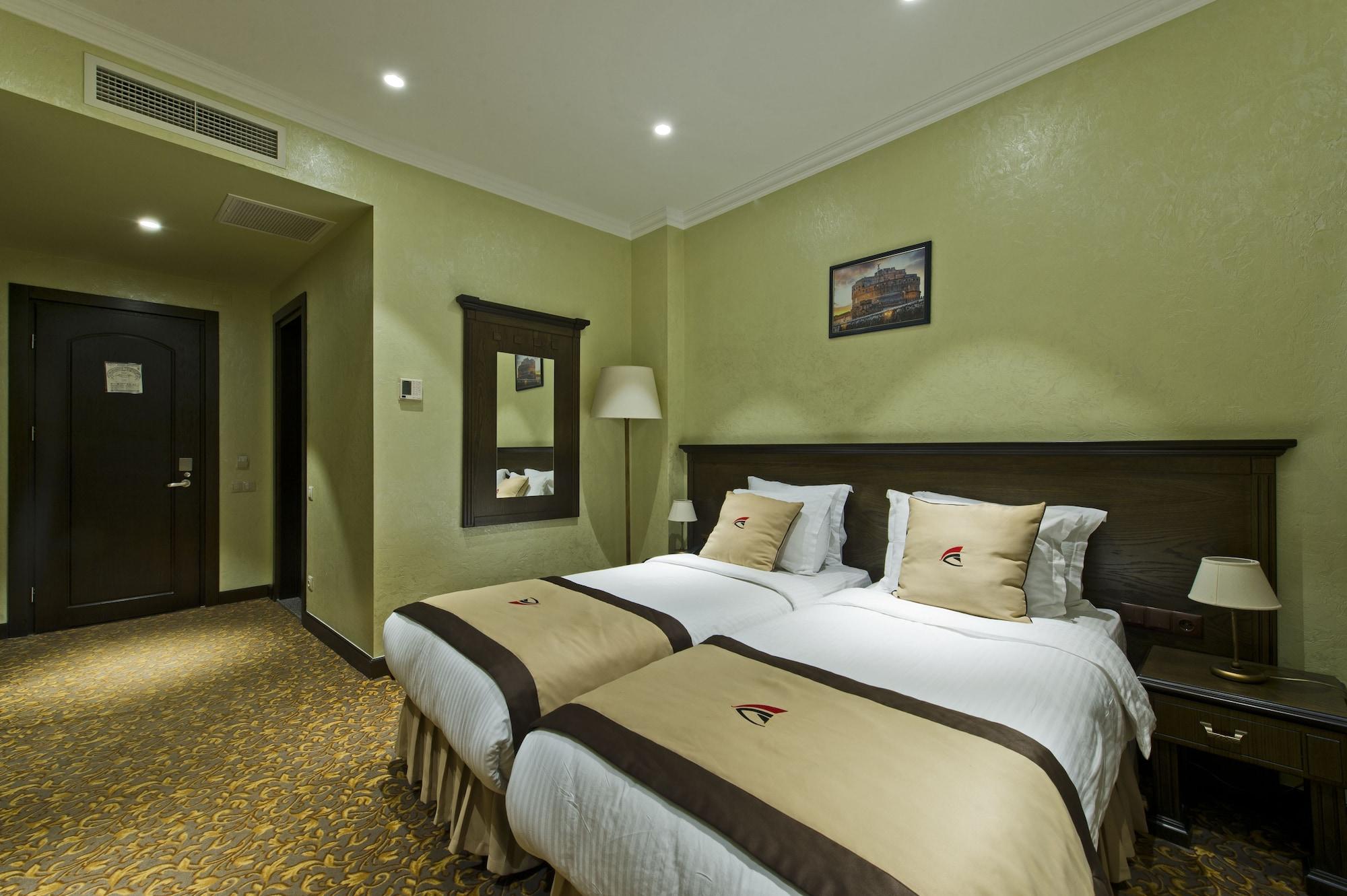 Colosseum Marina Hotel Batumi Esterno foto